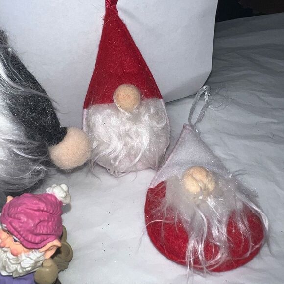 Set of‎ Six Gnome Christmas Tree Ornaments - Picture 4 of 9